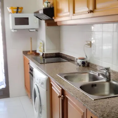 Apartmán Bright In With Sea View And Shared Pool *